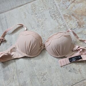 34A Lace Trimmed Bra in Blush